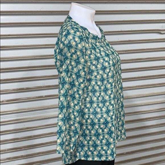 Cabi green and beige long sleeve top - Picture 5 of 7